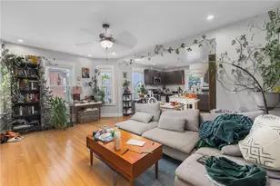 64 Pitman St, Providence, RI 02906 - Photo 7