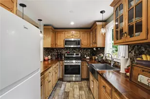 71 Mt Hygeia Rd, Foster, RI 02825 - Photo 3