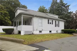 445 Smithfield Rd, North Providence, RI 02904 - Photo 3