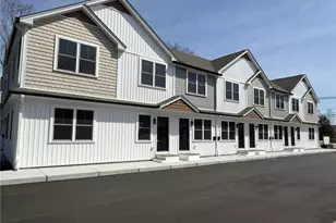 2907 Post Rd, Warwick, RI 02886 - Photo 3