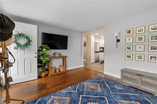 198 Holland St, Cranston, RI 02920 - Photo 3