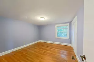 1290 W Main Rd, Portsmouth, RI 02871 - Photo 11