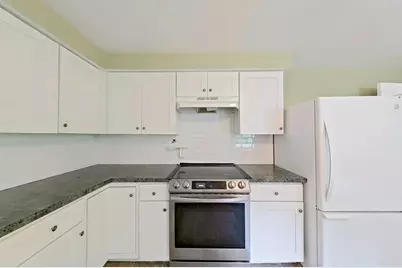 1290 West Main Road, Portsmouth, RI 02871 - Photo 9