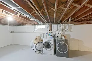 1290 W Main Rd, Portsmouth, RI 02871 - Photo 23