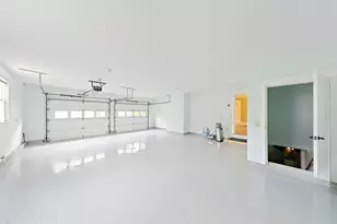 1290 W Main Rd, Portsmouth, RI 02871 - Photo 25