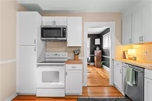 84 Waterman Ave, Cranston, RI 02910 - Photo 15