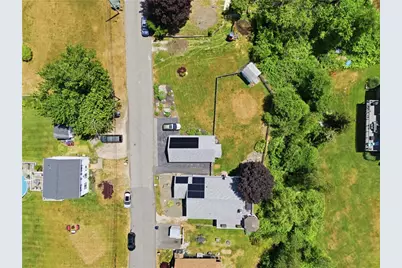 201 Randolph Avenue, Tiverton, RI 02878 - Photo 33