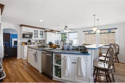 201 Randolph Avenue, Tiverton, RI 02878 - Photo 5