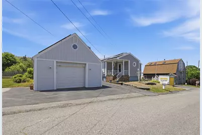 201 Randolph Avenue, Tiverton, RI 02878 - Photo 3