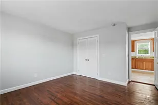 70 Carroll Ave, Newport, RI 02840 - Photo 9