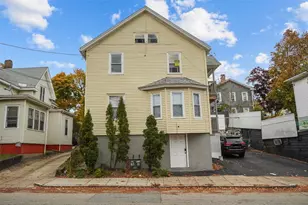 329 Plainfield St, Providence, RI 02909 - Photo 1