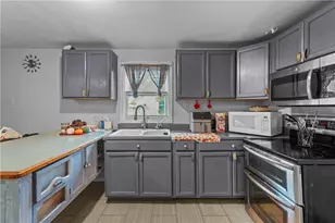 329 Plainfield St, Providence, RI 02909 - Photo 25