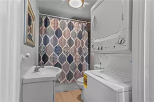 329 Plainfield St, Providence, RI 02909 - Photo 13