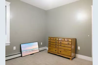 221 Warren Avenue, East Providence, RI 02914 - Photo 11