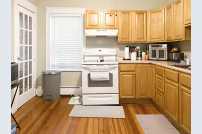 221 Warren Avenue, East Providence, RI 02914 - Photo 17