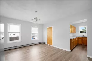 117 Englewood Ave, Pawtucket, RI 02860 - Photo 7
