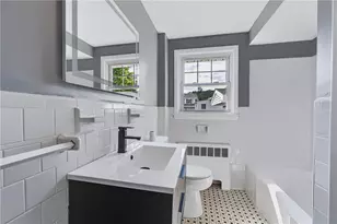 7 Rice St, Johnston, RI 02919 - Photo 11