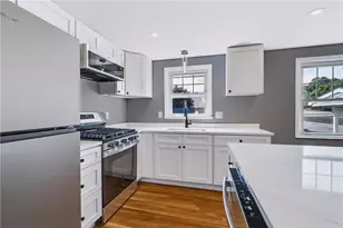 7 Rice St, Johnston, RI 02919 - Photo 7
