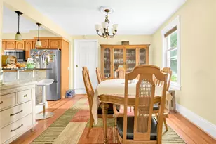 26 Gentian Ave, Providence, RI 02908 - Photo 11