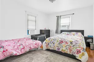 26 Gentian Ave, Providence, RI 02908 - Photo 23