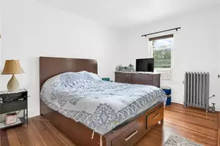26 Gentian Ave, Providence, RI 02908 - Photo 21