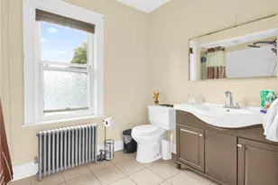 26 Gentian Ave, Providence, RI 02908 - Photo 27