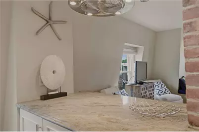 109 Church Street #5, Newport, RI 02840 - Photo 13