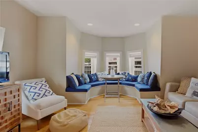 109 Church Street #5, Newport, RI 02840 - Photo 5