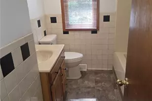 31 Lakeside Dr, Hopkinton, RI 02832 - Photo 17