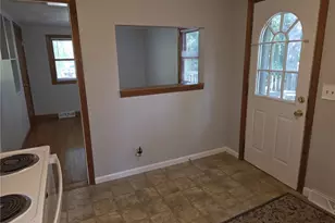 31 Lakeside Dr, Hopkinton, RI 02832 - Photo 11