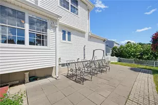 30 Gianna Dr, Cranston, RI 02921 - Photo 39