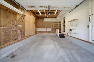 30 Gianna Dr, Cranston, RI 02921 - Photo 37
