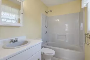 30 Gianna Dr, Cranston, RI 02921 - Photo 25
