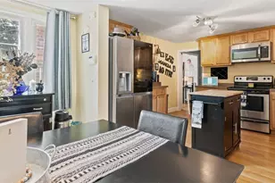 5 Hodsell St, Cranston, RI 02910 - Photo 9