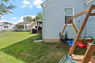 5 Hodsell St, Cranston, RI 02910 - Photo 27
