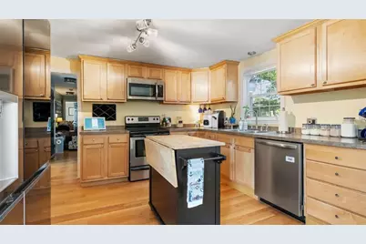 5 Hodsell Street, Cranston, RI 02910 - Photo 5