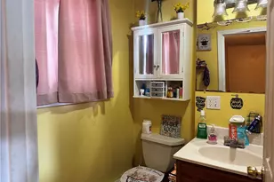 89 Manomet St, Providence, RI 02908 - Photo 15