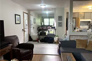 89 Manomet St, Providence, RI 02908 - Photo 5