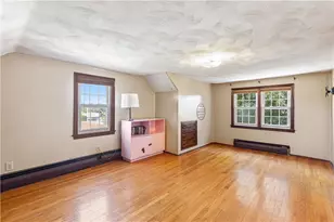 59 Wells Ave, Warwick, RI 02889 - Photo 17