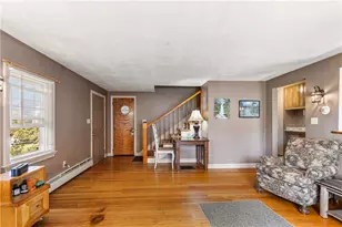59 Wells Ave, Warwick, RI 02889 - Photo 7
