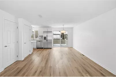 23 Benefit Street #16, Warwick, RI 02886 - Photo 5