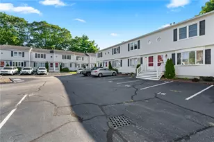 23 Benefit St, Warwick, RI 02886 - Photo 3