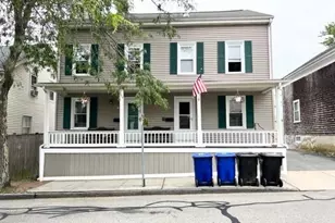 10 Hammond St, Newport, RI 02840 - Photo 3
