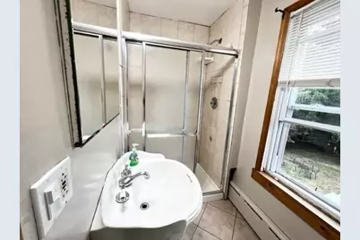 10 Hammond Street #B, Newport, RI 02840 - Photo 17
