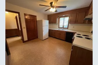 24 Garfield Avenue #West, Bristol, RI 02809 - Photo 3