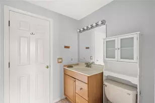 479 Providence St, Warwick, RI 02886 - Photo 17