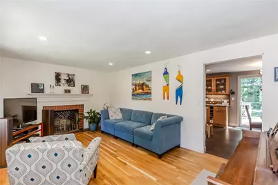 108 Elmwood Drive, North Kingstown, RI 02852 - Photo 3