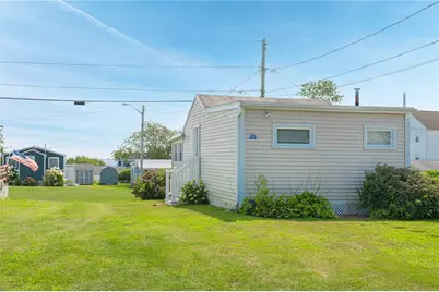 64 Burnside Avenue, Narragansett, RI 02882 - Photo 7