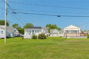 64 Burnside Ave, Narragansett, RI 02882 - Photo 3