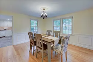 8 Lee Rd, Barrington, RI 02806 - Photo 9